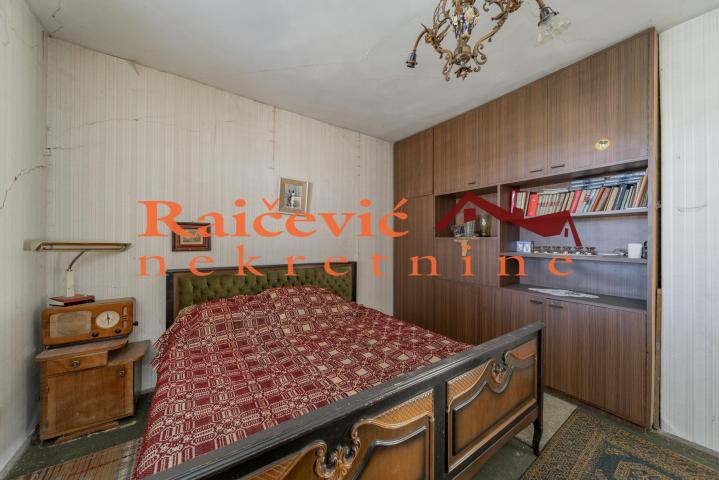 BARAJEVO BACEVAC 5115m2 , 250000e