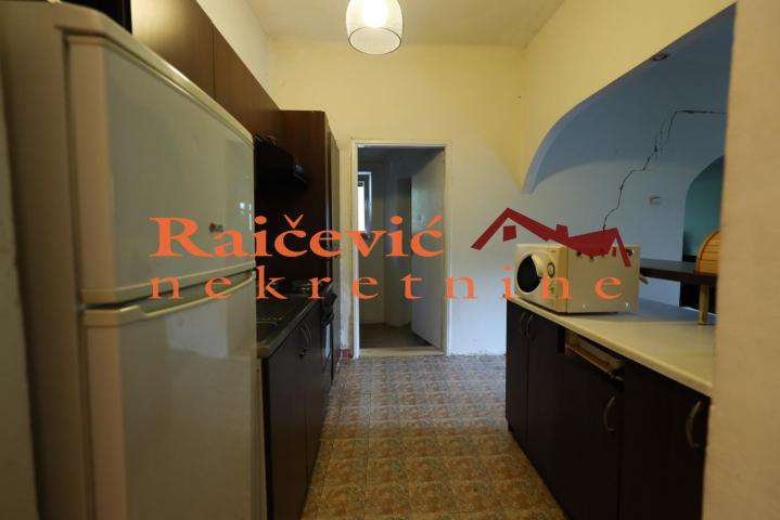 SAVSKI VENAC CENTAR 85m2 , T , 189000e