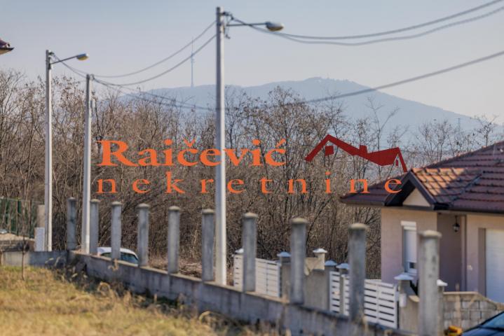 RAKOVICA MILJAKOVAC 992m2 , 170000e