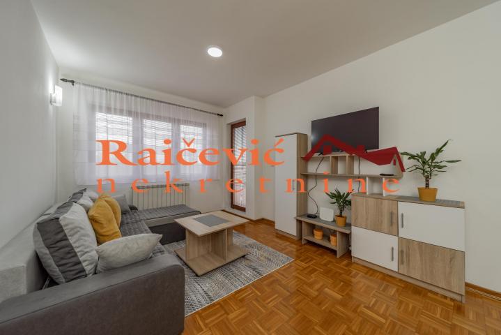 OBRENOVAC RVATI 45m2 , L , 75000e