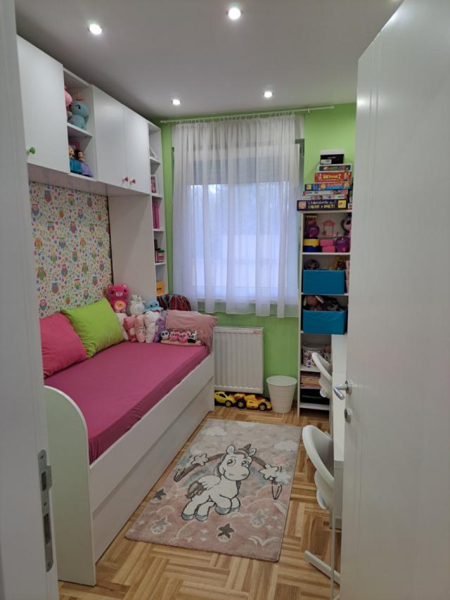 NOVI SAD - TELEP - 53. 00 m2