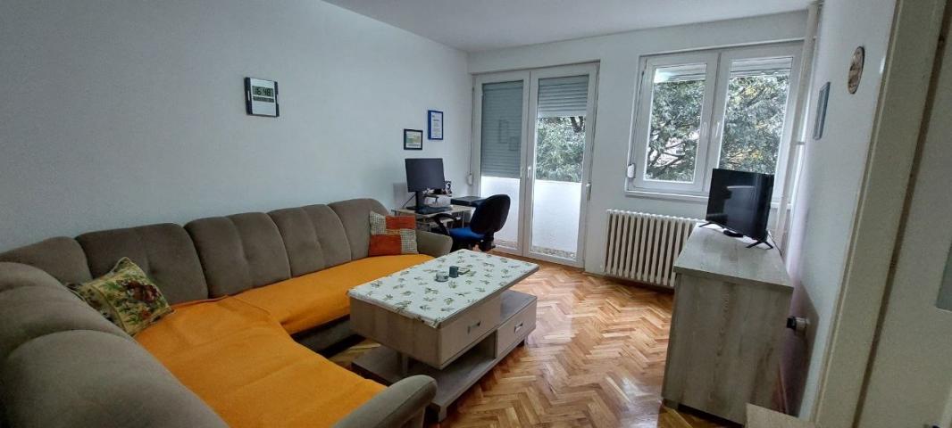 NOVI SAD - BULEVAR - 58. 00 m2