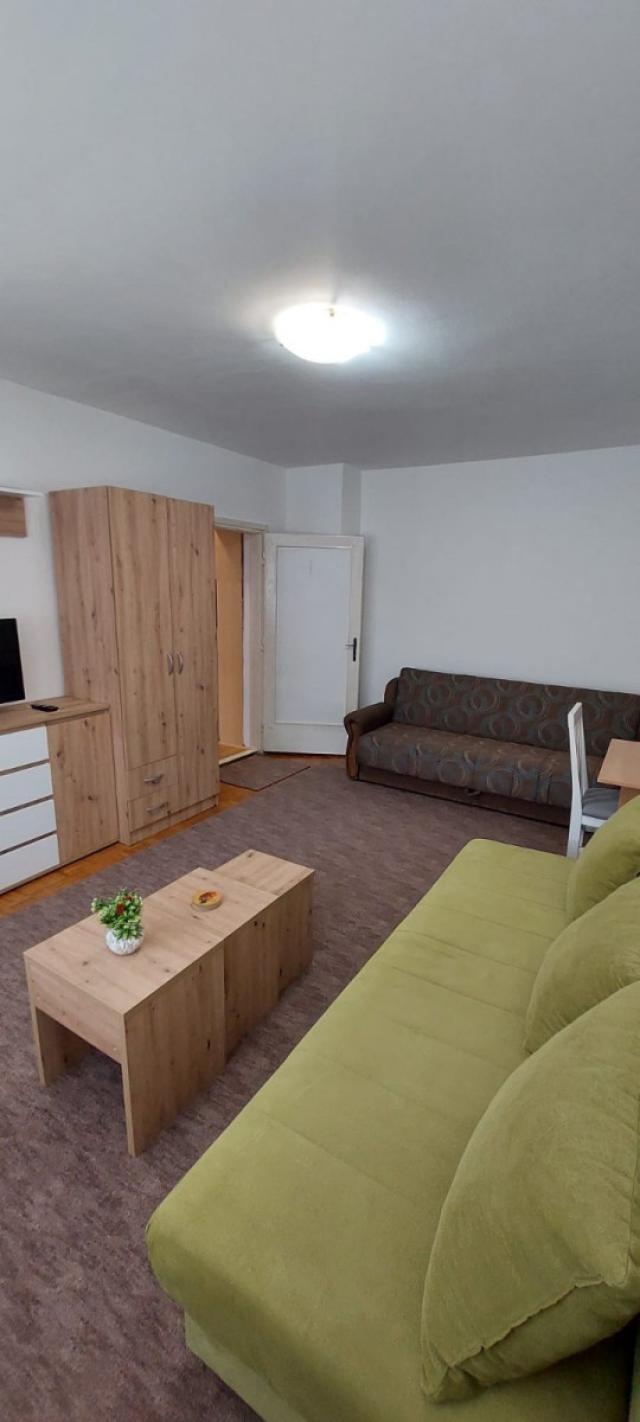 NOVI SAD - SAJAM - 34. 00 m2