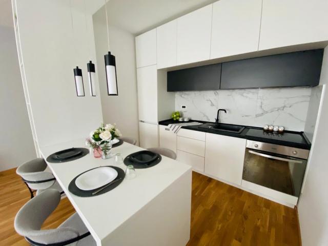 NOVI SAD - SAJAM - 62. 00 m2