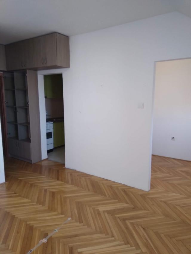 NOVI SAD - NOVO NASELJE - 40. 00 m2