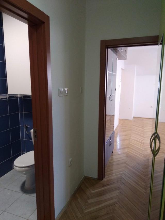 NOVI SAD - NOVO NASELJE - 40. 00 m2