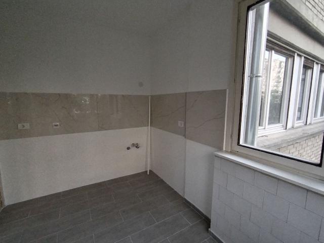 NOVI SAD - BULEVAR - 74. 00 m2