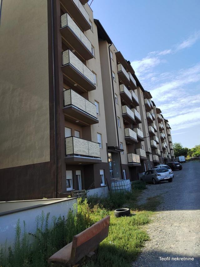 ZVEZDARA CVETANOVA ĆUPRIJA 40m2 , (T) , 80000e