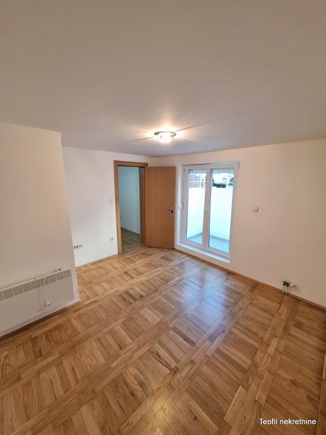 VOZDOVAC ŠUMICE 52m2 , (55) , 89900e