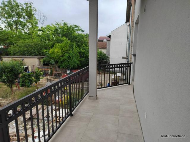 ZEMUN BATAJNICA 76m2 , (T) , 129200e