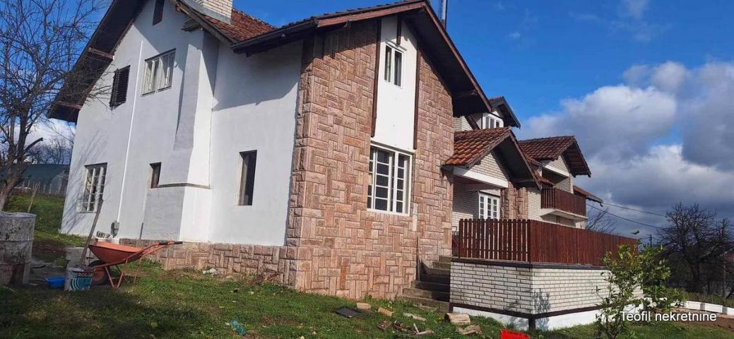 LAZAREVAC LJIG 479m2 , 115000e