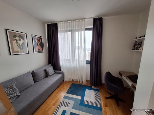 SAVSKI VENAC BEOGRAD NA VODI 89m2 , (T) , 395000e