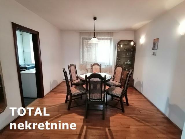 4 Četvorosoban stan NOVI SAD, 163150€