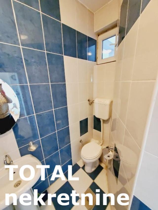 4 Četvorosoban stan NOVI SAD, 251500€