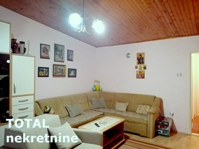 3 Trosoban stan NOVI SAD, 103000€