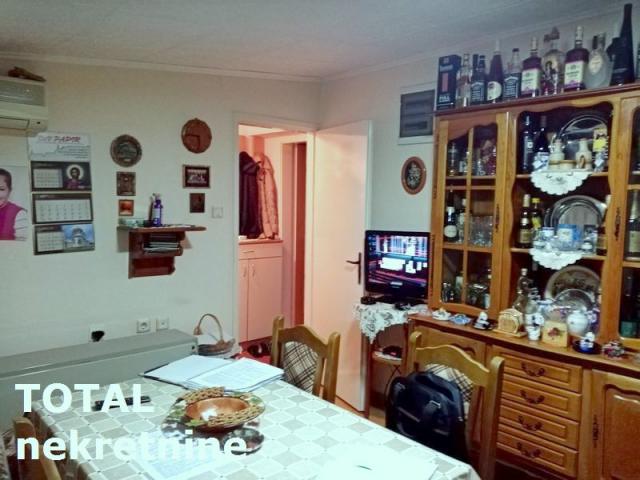 3 Trosoban stan NOVI SAD, 103000€