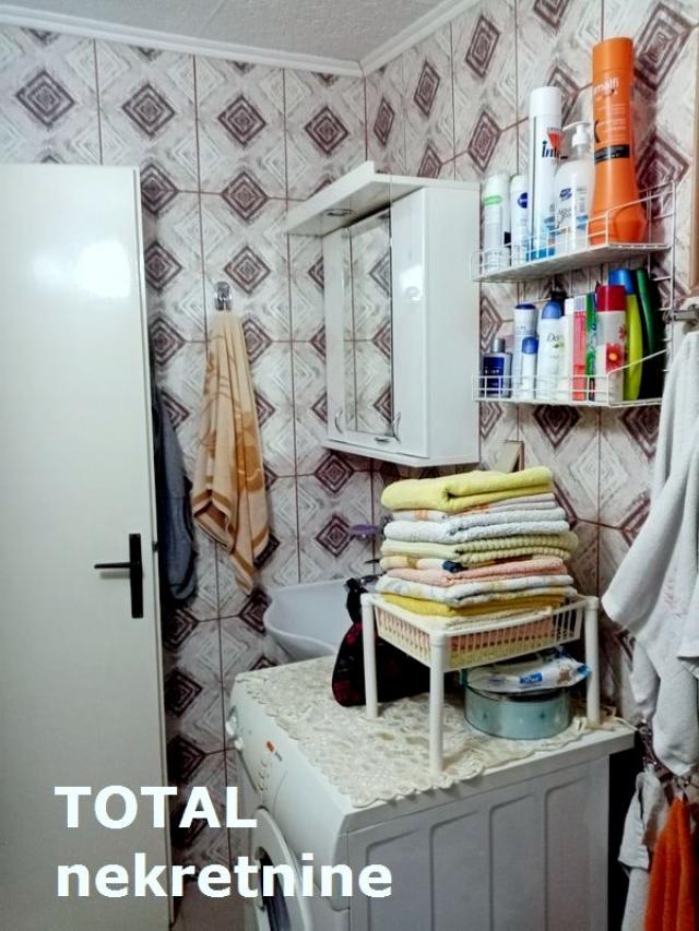 3 Trosoban stan NOVI SAD, 103000€