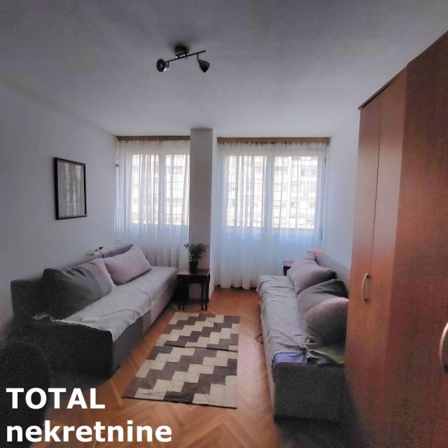 2. 5 Dvoiposoban stan NOVI SAD, 128750€