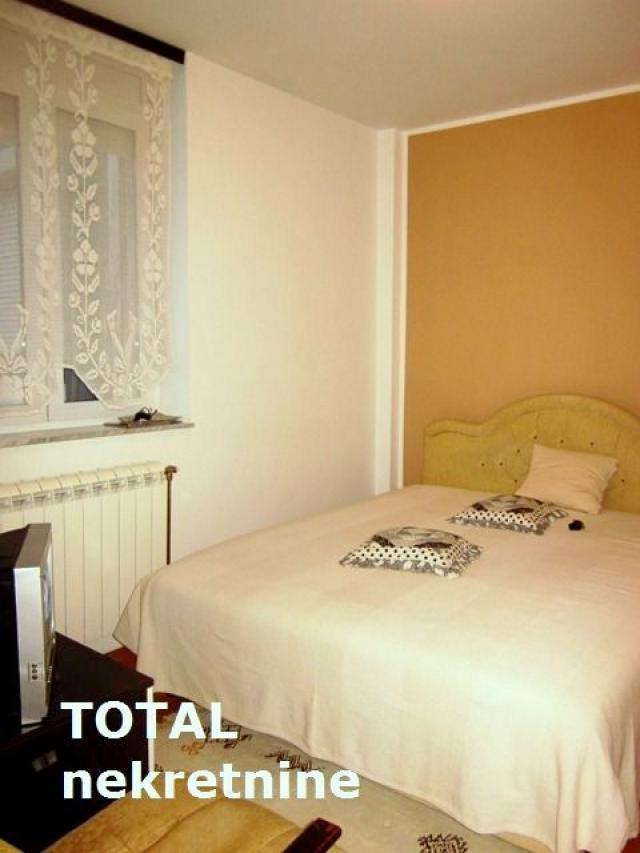 3. 5 Troiposoban stan NOVI SAD, 113300€