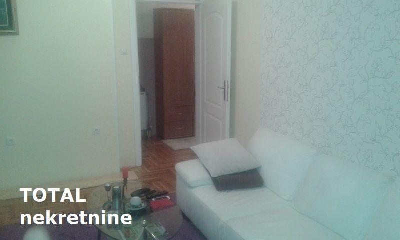 4 Četvorosoban stan NOVI SAD, 144200€