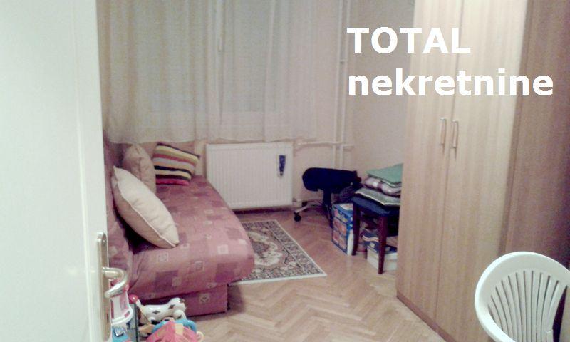 4 Četvorosoban stan NOVI SAD, 262030€