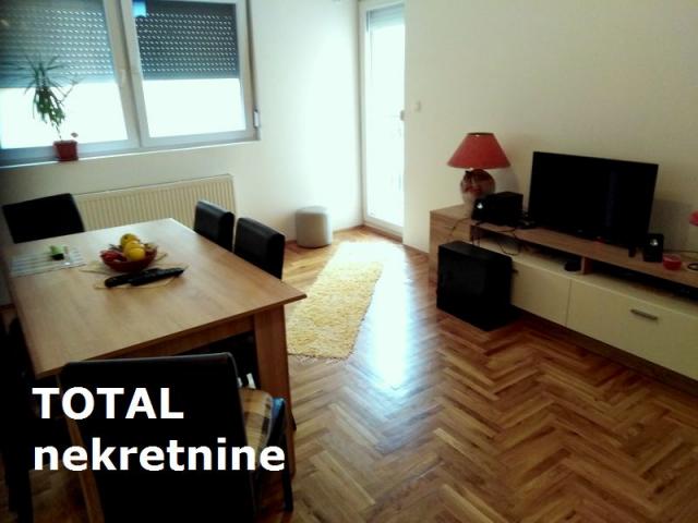 3. 5 Troiposoban stan NOVI SAD, 115360€