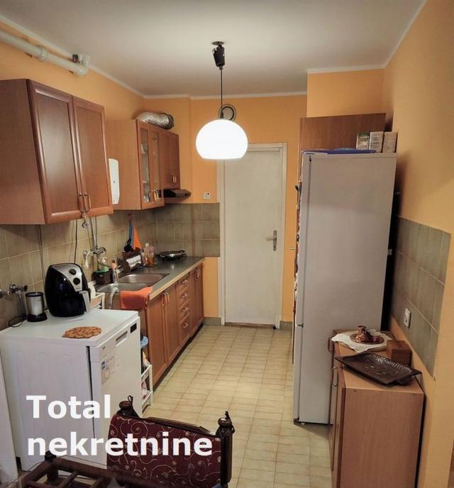 2. 5 Dvoiposoban stan NOVI SAD, 162740€