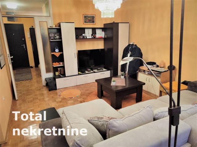 2. 5 Dvoiposoban stan NOVI SAD, 162740€