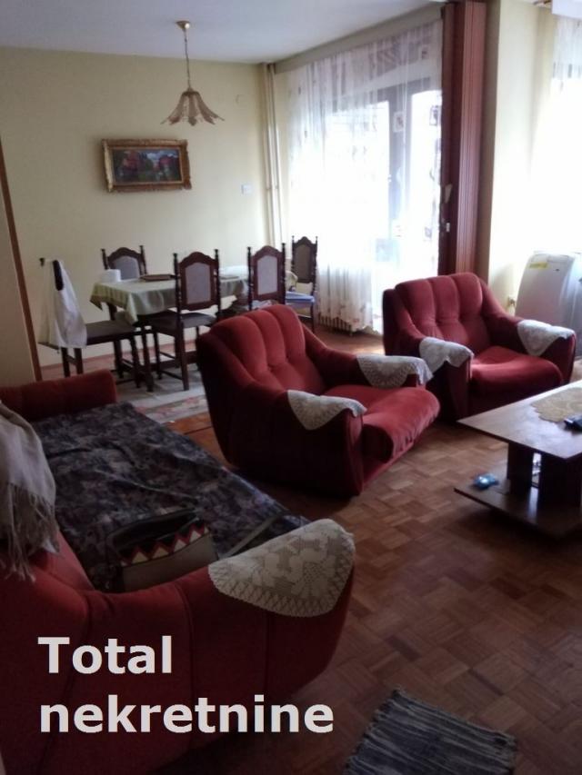 3. 5 Troiposoban stan NOVI SAD, 247200€