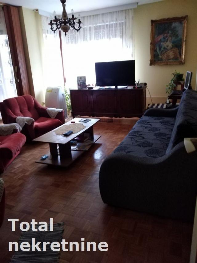 3. 5 Troiposoban stan NOVI SAD, 247200€