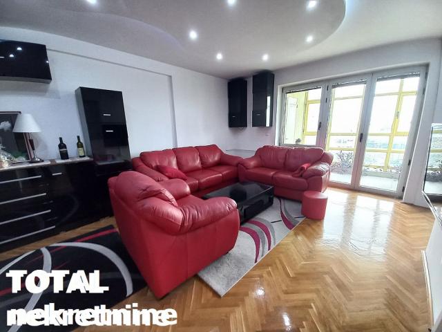 3 Trosoban stan NOVI SAD, 257500€