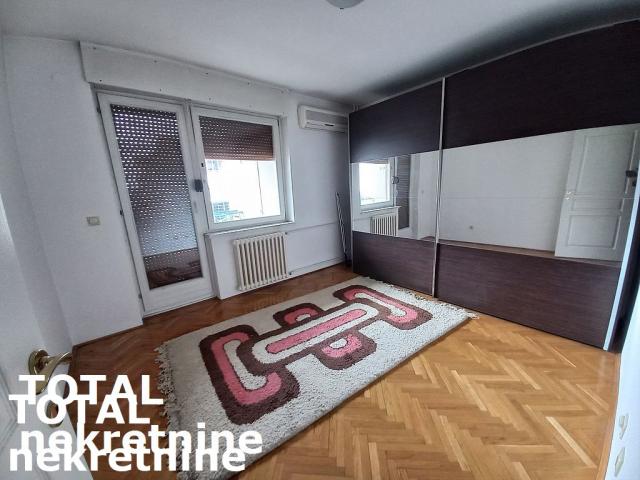 3 Trosoban stan NOVI SAD, 257500€