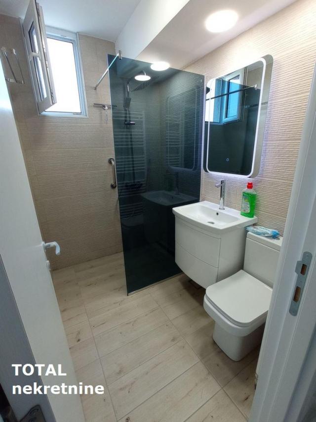 2 Dvosoban stan NOVI SAD, 118450€