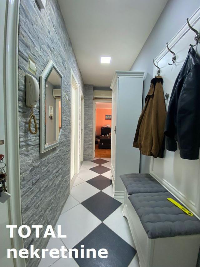 3. 5 Troiposoban stan NOVI SAD, 185300€