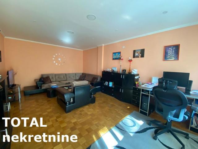 3. 5 Troiposoban stan NOVI SAD, 185300€