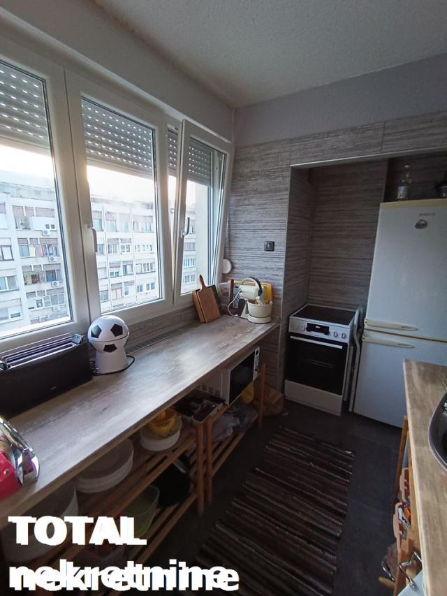 3 Trosoban stan NOVI SAD, 133900€