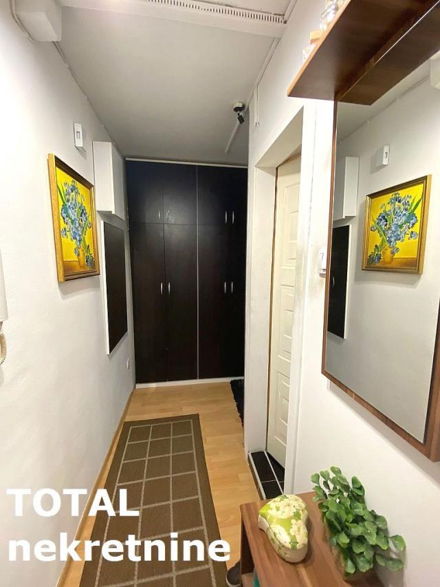 2. 5 Dvoiposoban stan NOVI SAD, 105060€