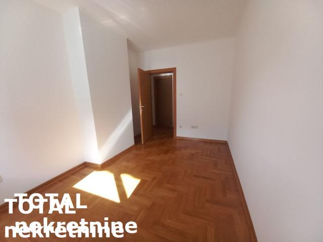 3 Trosoban stan NOVI SAD, 185400€