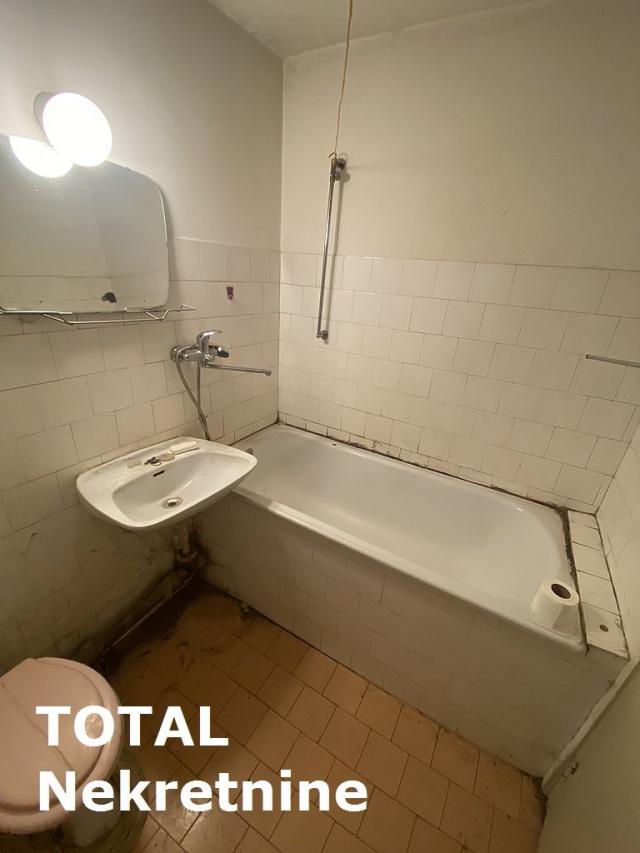 1. 5 Jednoiposoban stan NOVI SAD, 139050€