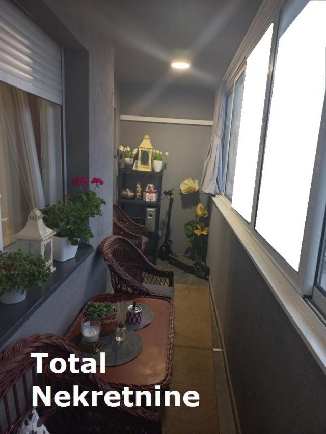 3. 5 Troiposoban stan NOVI SAD, 159650€