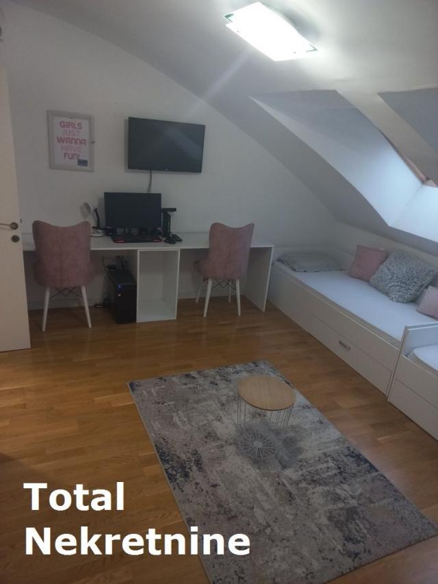 3. 5 Troiposoban stan NOVI SAD, 159650€