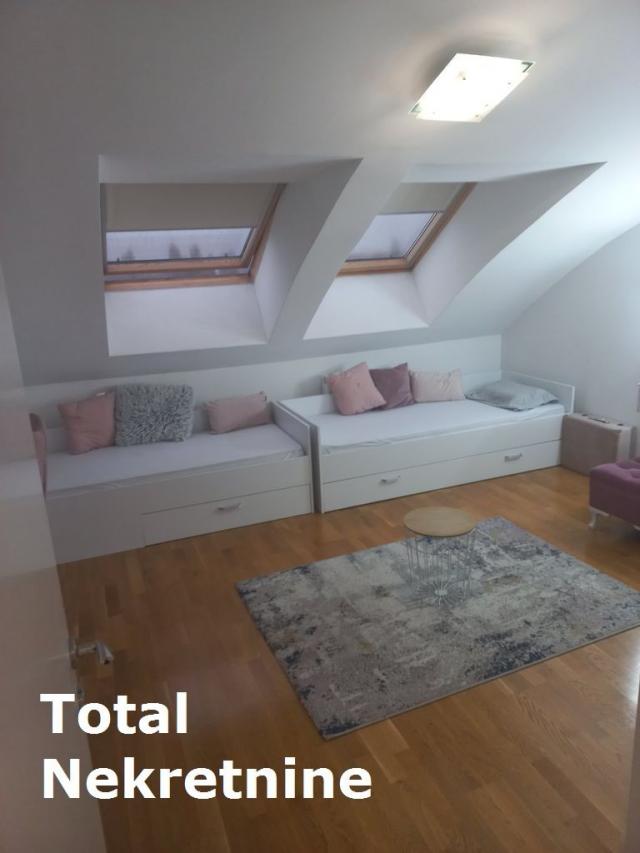 3. 5 Troiposoban stan NOVI SAD, 159650€