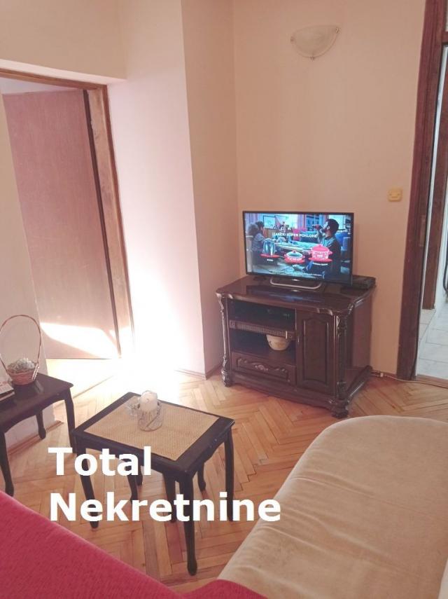 2. 5 Dvoiposoban stan NOVI SAD, 97850€