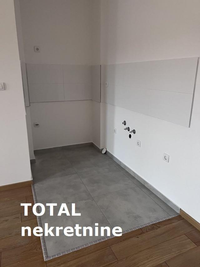 2 Dvosoban stan NOVI SAD, 139050€