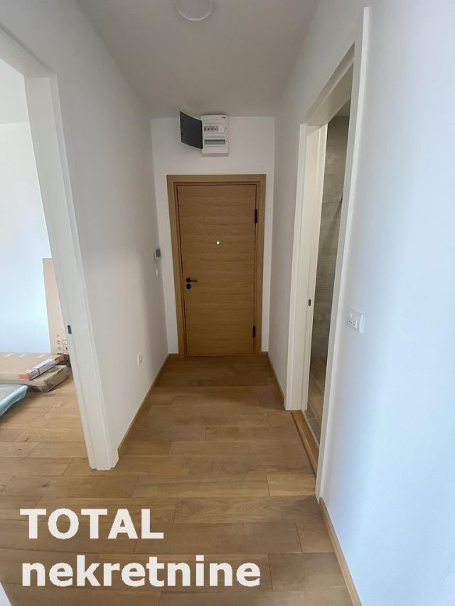 2 Dvosoban stan NOVI SAD, 139050€