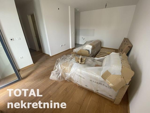 2 Dvosoban stan NOVI SAD, 139050€