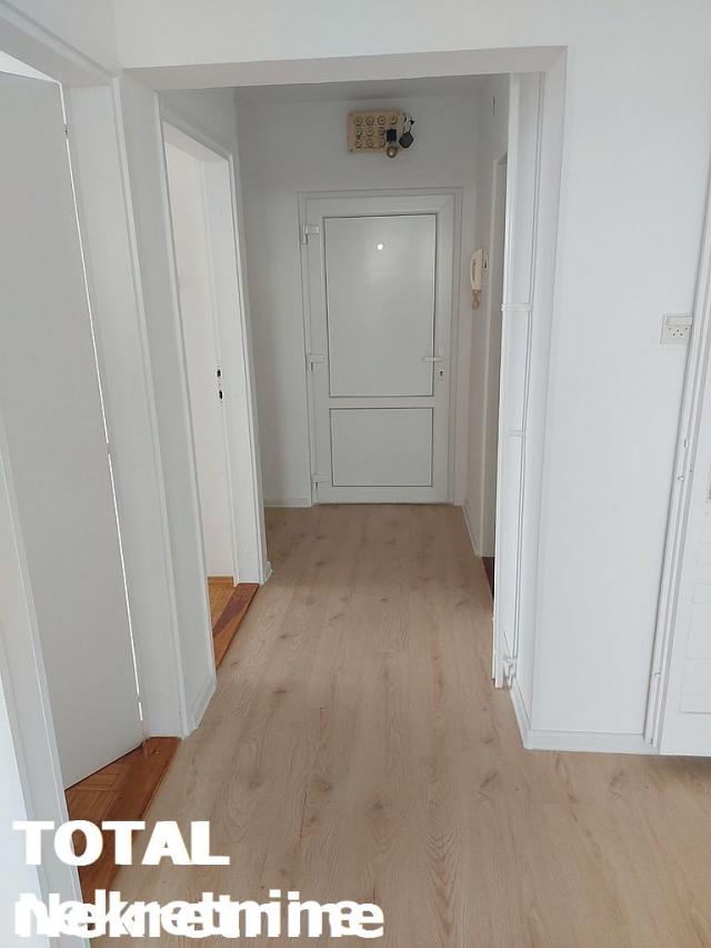 3 Trosoban stan NOVI SAD, 123600€