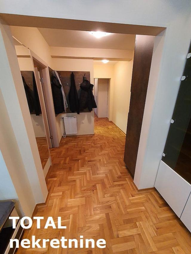 3. 5 Troiposoban stan NOVI SAD, 236900€