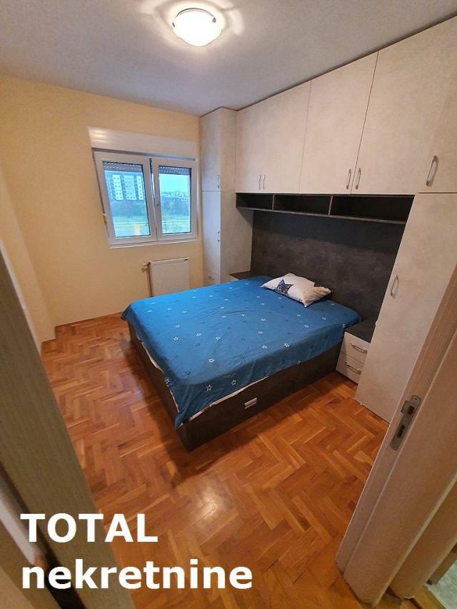 3. 5 Troiposoban stan NOVI SAD, 236900€