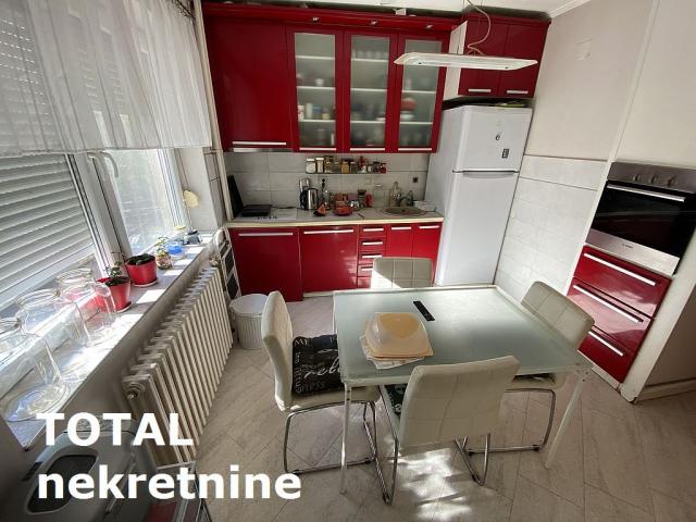 2 Dvosoban stan NOVI SAD, 185400€